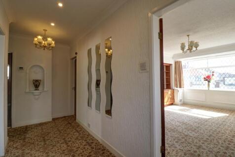 Hallway Lounge