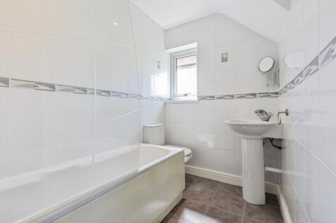 Bedroom Three En Suite