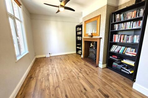 Dining room/family room