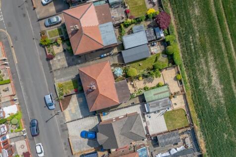 26. Drone