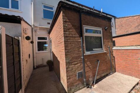Rear Yard 1