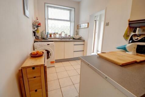 Kitchen Diner Pic2