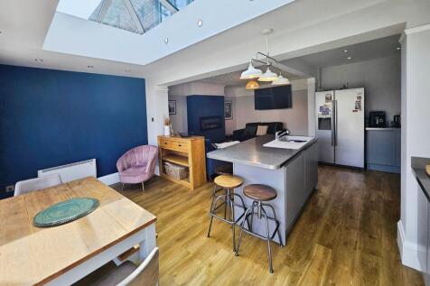 Kitchen/Diner/Family Room
