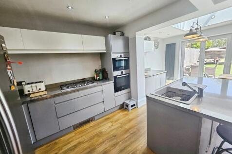 Kitchen/Diner/Family Room