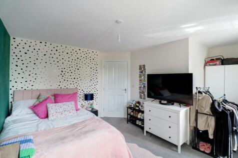 Bedroom 1.2