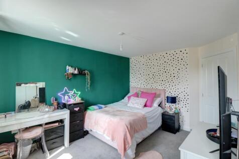 Bedroom 1.3
