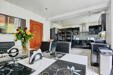 Kitchen / Diner B