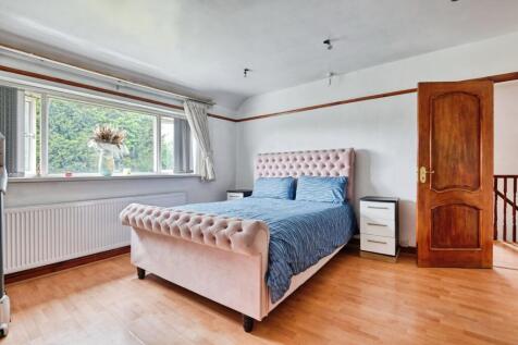 Bedroom 1A