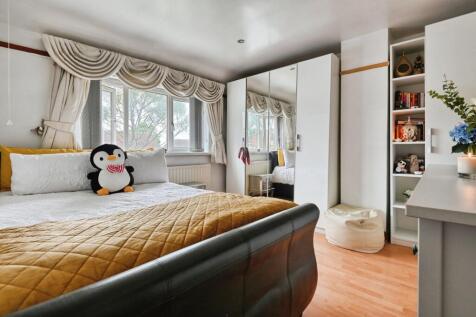 Bedroom 2A