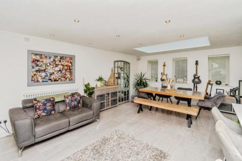 Kitchen/Dining/Living Room