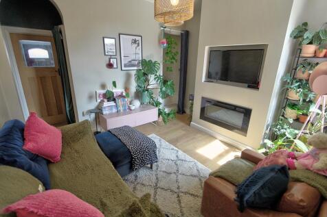 Lounge A