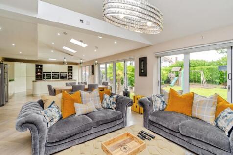 Kitchen/Dining/Living Room