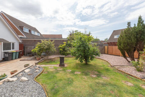 85 JANICE STREET-16