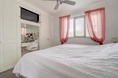 Bedroom One (alt view)