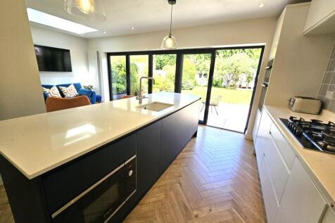 Kitchen diner