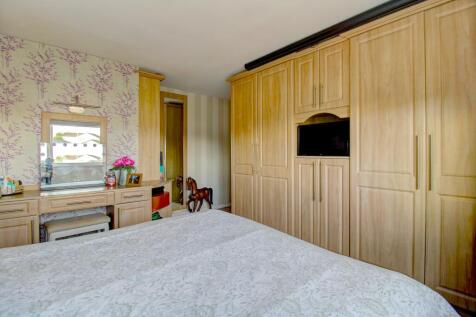 Bedroom One (alt view)
