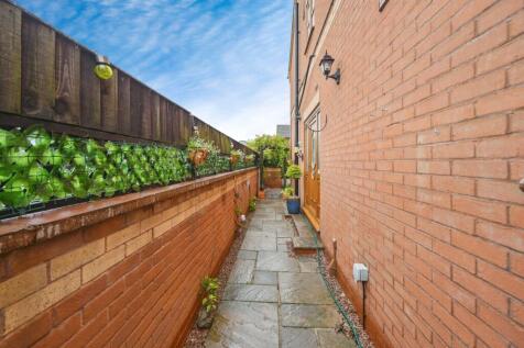 Side Passage