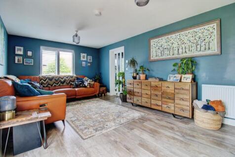 Lounge (alt view)