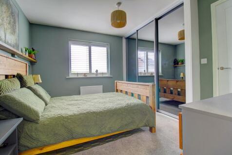 Bedroom One (alt view)