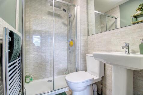 Bedroom One En Suite