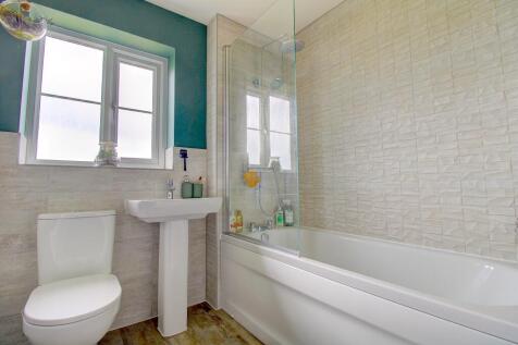 Fanmily Bathroom