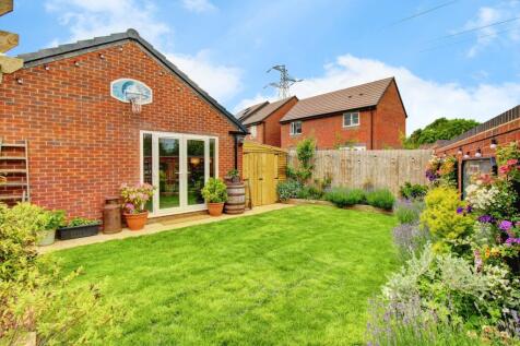Rear Garden &amp; Garage