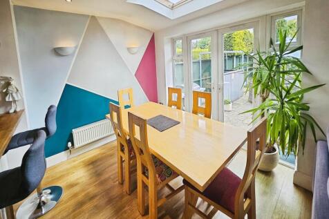 Kitchen/Diner/Family Room