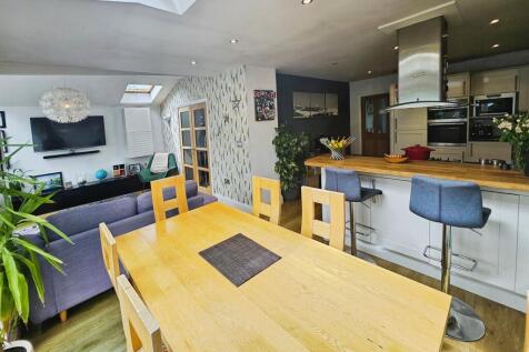 Kitchen/Diner/Family Room