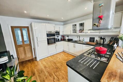Kitchen/Diner/Family Room
