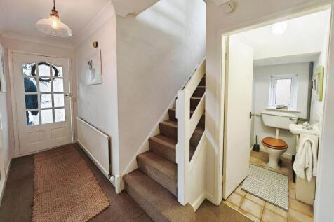 W.C., Hallway and Stairs
