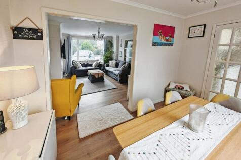 Dining Aspect leading to Living Room