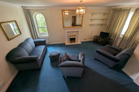 Lounge 2