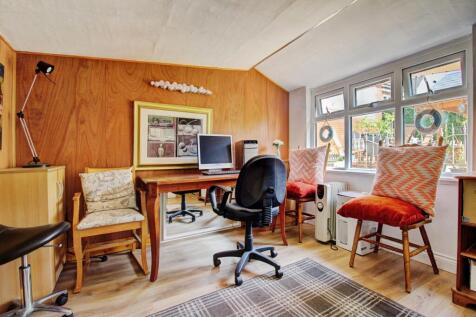30 - Garden Office