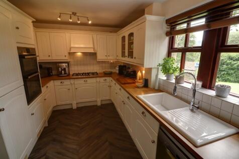 Integral Kitchen