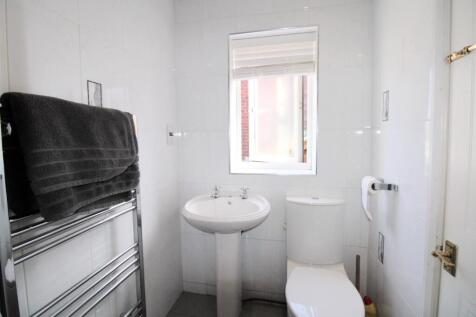 Ensuite shower room