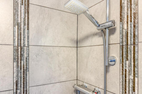 Ensuite Shower