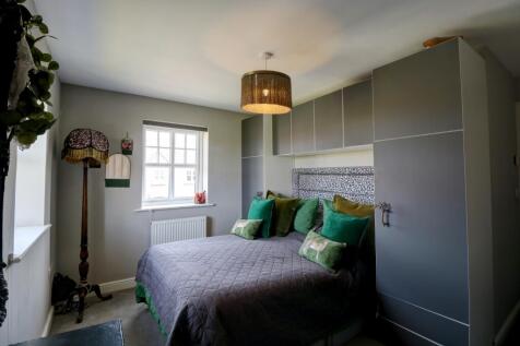 Bedroom 1.2