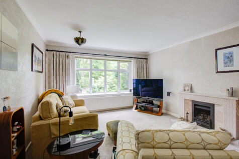 5 WILLOW CLOSE-4