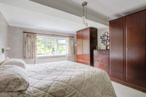 5 WILLOW CLOSE-20