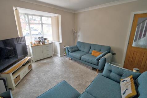 Lounge B