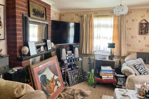 Lounge (alt view)