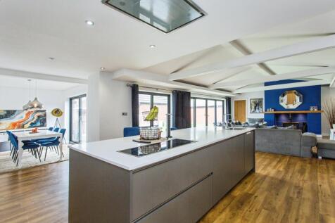 Kitchen Living Area