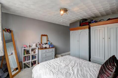 Bedroom 2.2