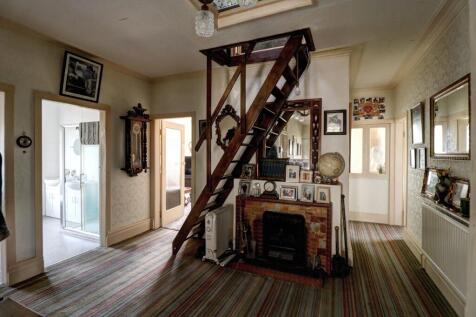 Hallway 1.2