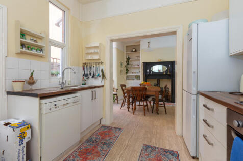 35 GARDEN WALK-16
