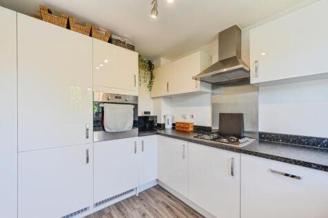 Kitchen (rear)