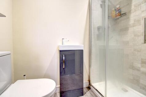 Bedroom One En Suite