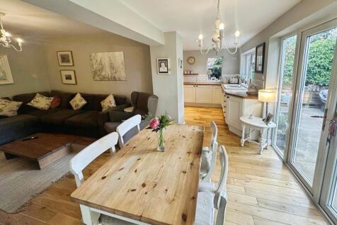 Kitchen/Living Room