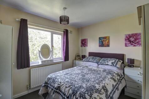 Bedroom 2.1