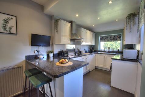 2. Breakfast kitchen